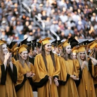 11313353_858843897524373_2007770100_n